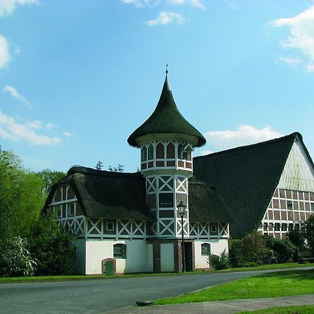 Taubenhof - Gut Cadenberge Hotel ภายนอก รูปภาพ