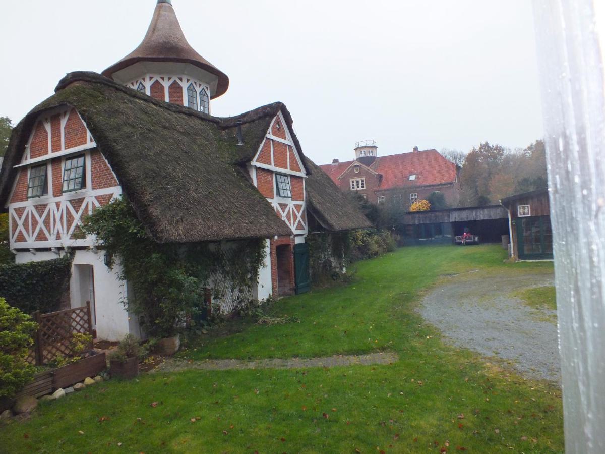 Taubenhof - Gut Cadenberge Hotel ภายนอก รูปภาพ
