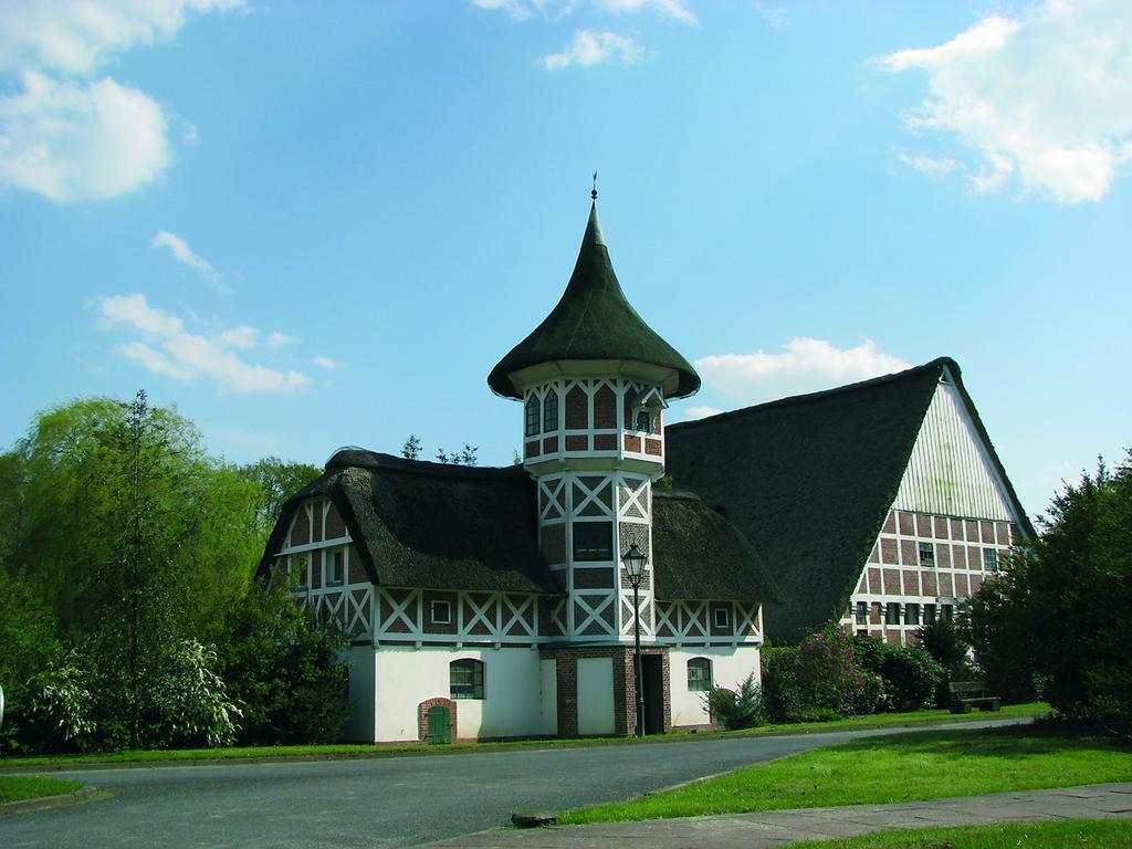 Taubenhof - Gut Cadenberge Hotel ภายนอก รูปภาพ